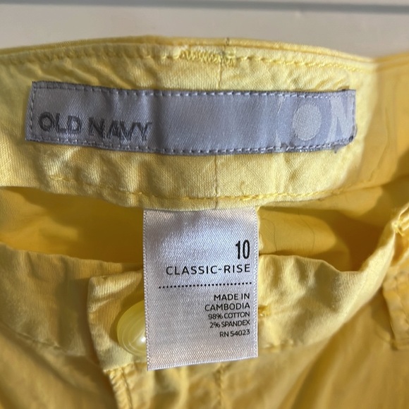 Old Navy Capris Size 10 - Picture 2 of 4